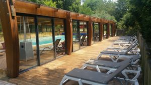 piscine couverte chauffée Sarlat village du paillé